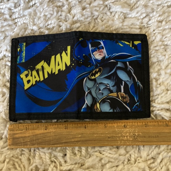 Batman Wallet Tri Fold - Picture 10 of 12